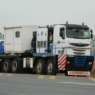 Largest semi-truck in the World - The Tractomas TR 10x10 D100