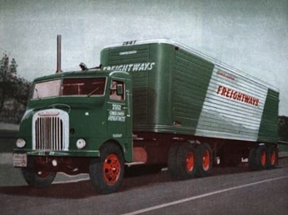 1942 Freightliner Model 600 - The first all-aluminum cab 