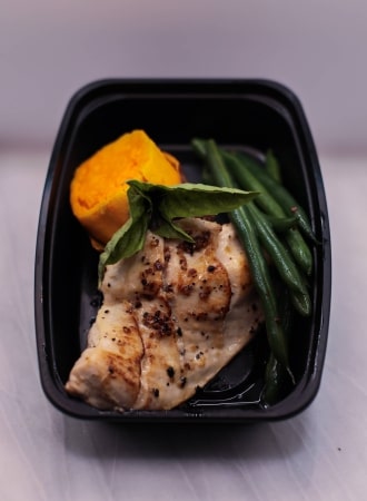 Grilled Chicken with Sweet Potato and Green Beans