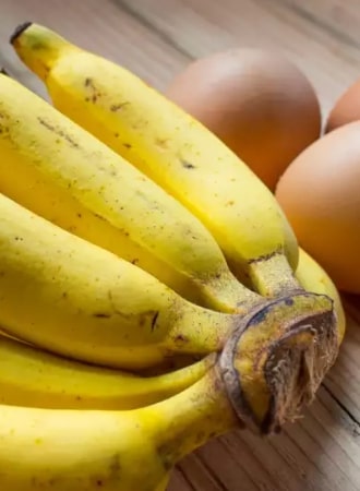 Hard-Boiled Eggs with Banana